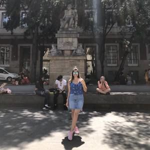 Meet your Posher, Tova